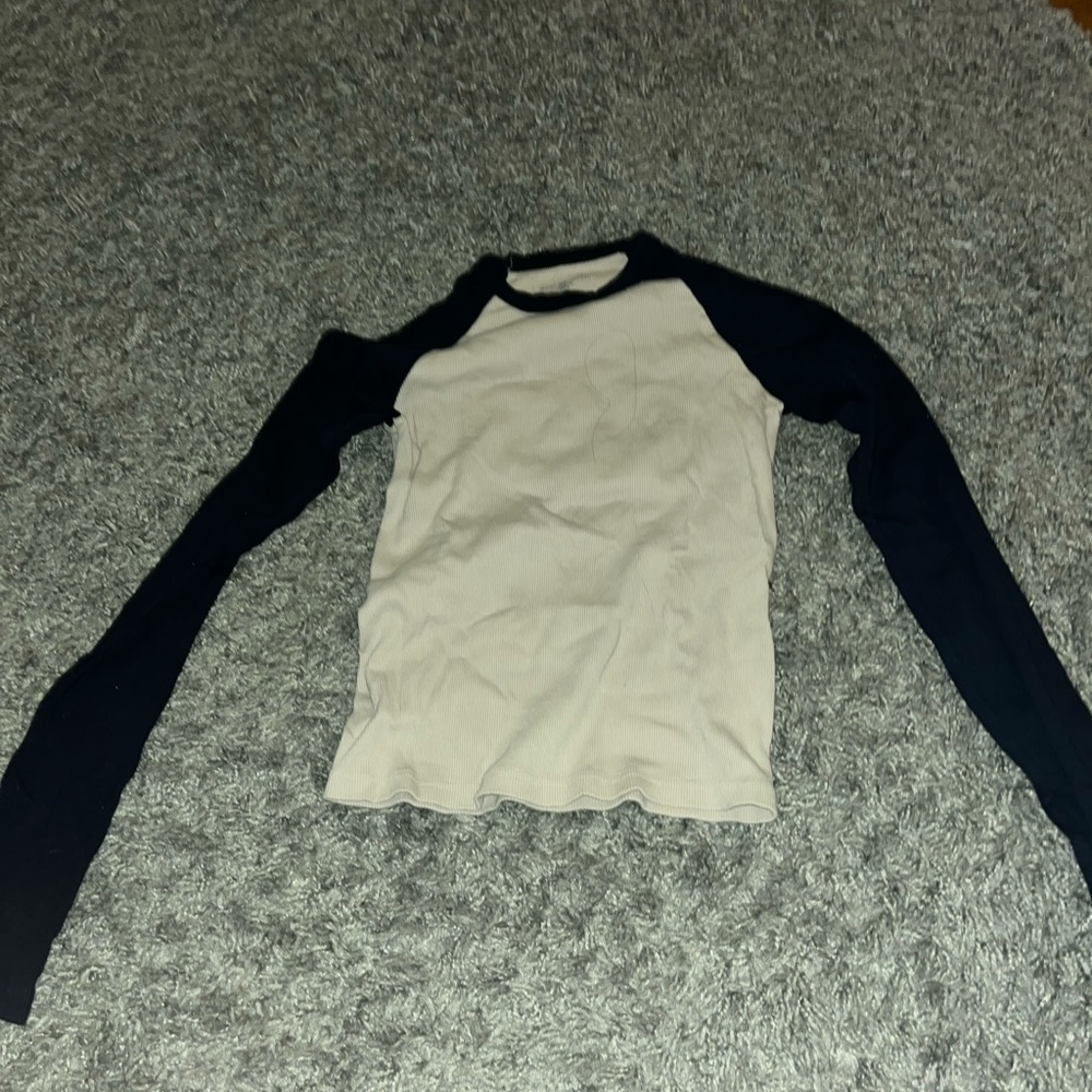 Brandy Melville double colored shirt